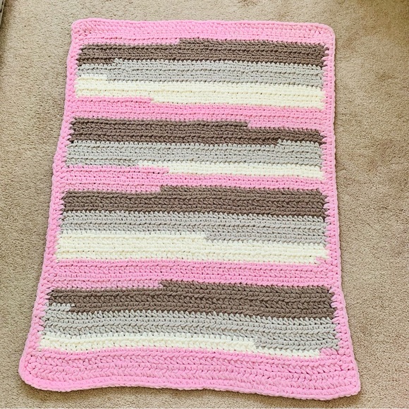 Handmade Knit Crochet Throw Blanket Baby Blanket 43” x 32” - Picture 2 of 6